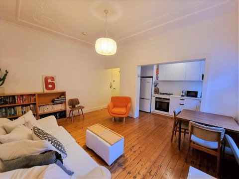 Classic Bondi 1 Bed A Few Steps From The Beach - Accommodation Directory 2