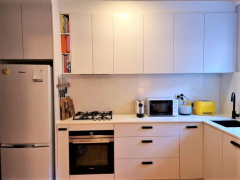 Classic Bondi 1 Bed A Few Steps From The Beach - Accommodation Directory 4