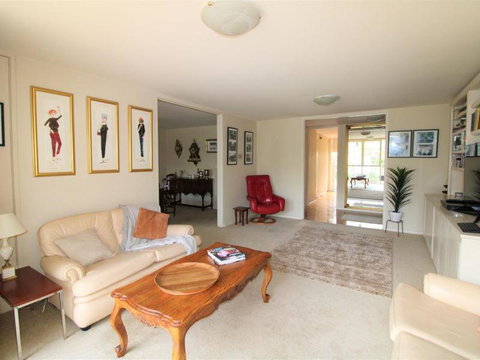 Classic Charm In Domain - Accommodation Directory 0