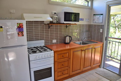 Coast And Country Cabin 3 - Accommodation Directory 3