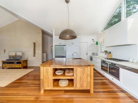 Coast At Hyams Beach - Accommodation Directory 1