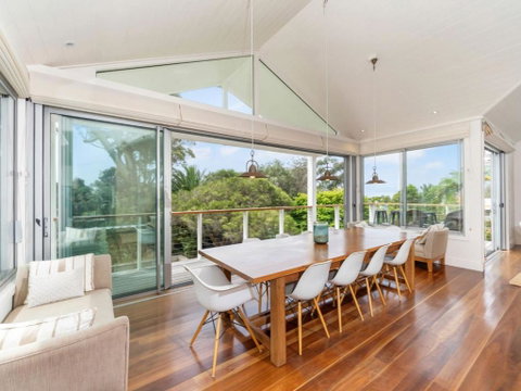 Coast At Hyams Beach - Accommodation Directory 3
