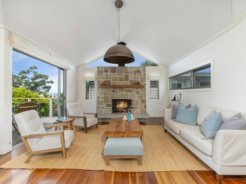 Coast At Hyams Beach - Accommodation Directory 4