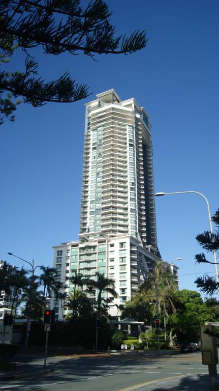 Crown Towers - Private Apartment - Accommodation Directory 4