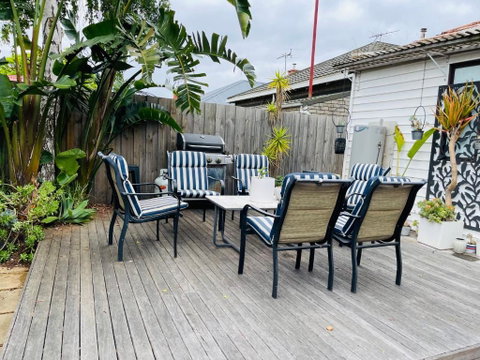D103 Lemon Tree House - Accommodation Directory 1