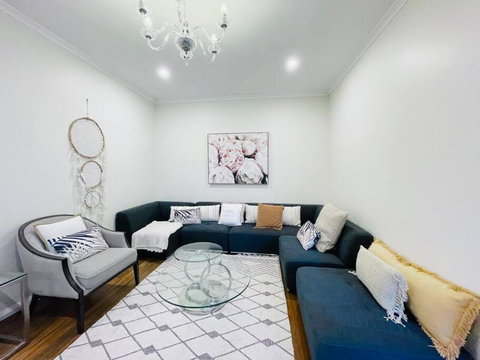 D141 Your Joyful Vacation - Accommodation Directory 0