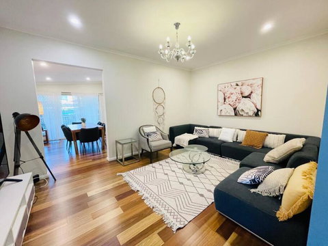 D141 Your Joyful Vacation - Accommodation Directory 3