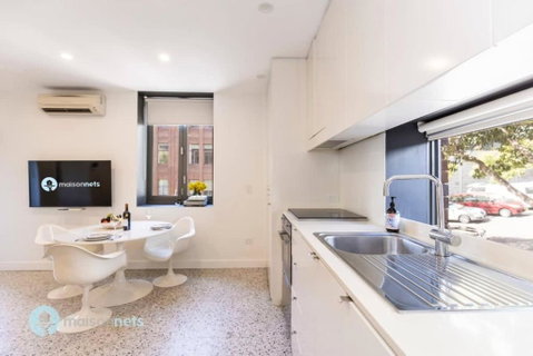 Darlinghurst Apt W A C Balcony Only A Walk To CBD - Accommodation Directory 2