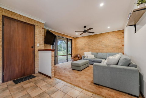 Dawesville Cosy Retreat - Accommodation Directory 2