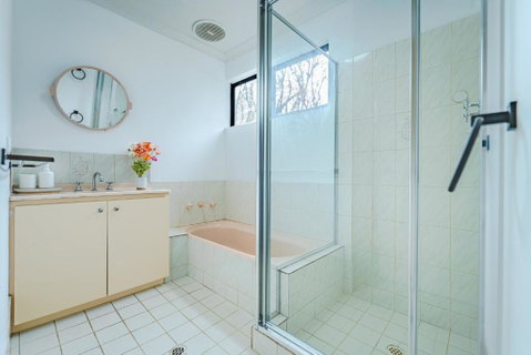 Dawesville Cosy Retreat - Accommodation Directory 3