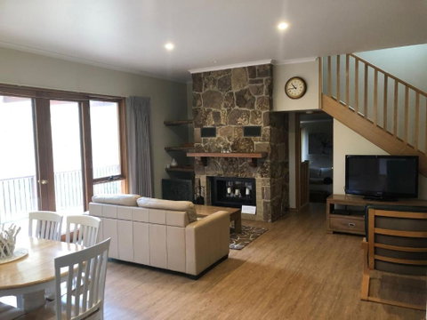 Day Dream Cottage - Accommodation Directory 4