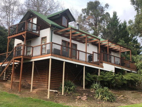 Day Dream Cottage - Accommodation Directory 1