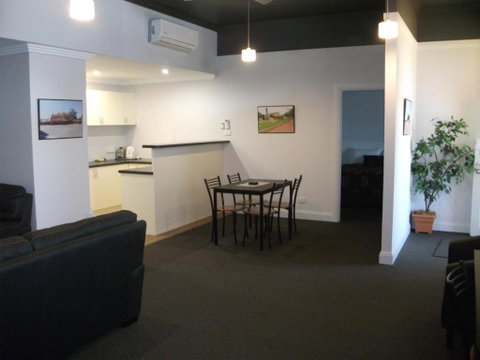 Daydream Motel And Apartments - Accommodation Directory 4