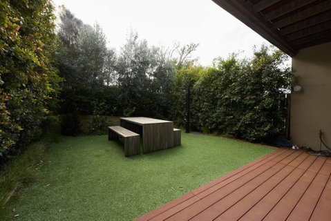 Debonair Townhouse - 150 Metres To Beach - Accommodation Directory 4
