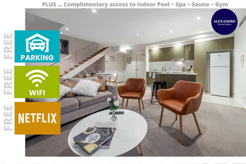 3 BDR Stylish City Retreat // Close To All And Everything In Canberra - Accommodation Directory 0