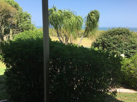 3 Sea/Fraser Island View Deckings, Beachfront, Marina - Accommodation Directory 2