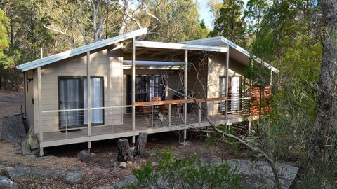31 The Rocks - Accommodation Directory 2