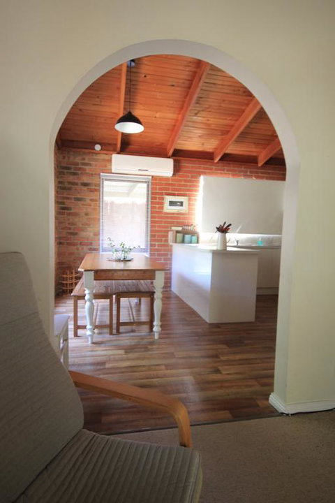 32 Owarra Street - Accommodation Directory 2