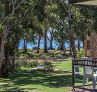 45 'Bay Parklands' 2 Gowrie Ave - pool tennis court spa  across the road to the beach - Accommodation Directory