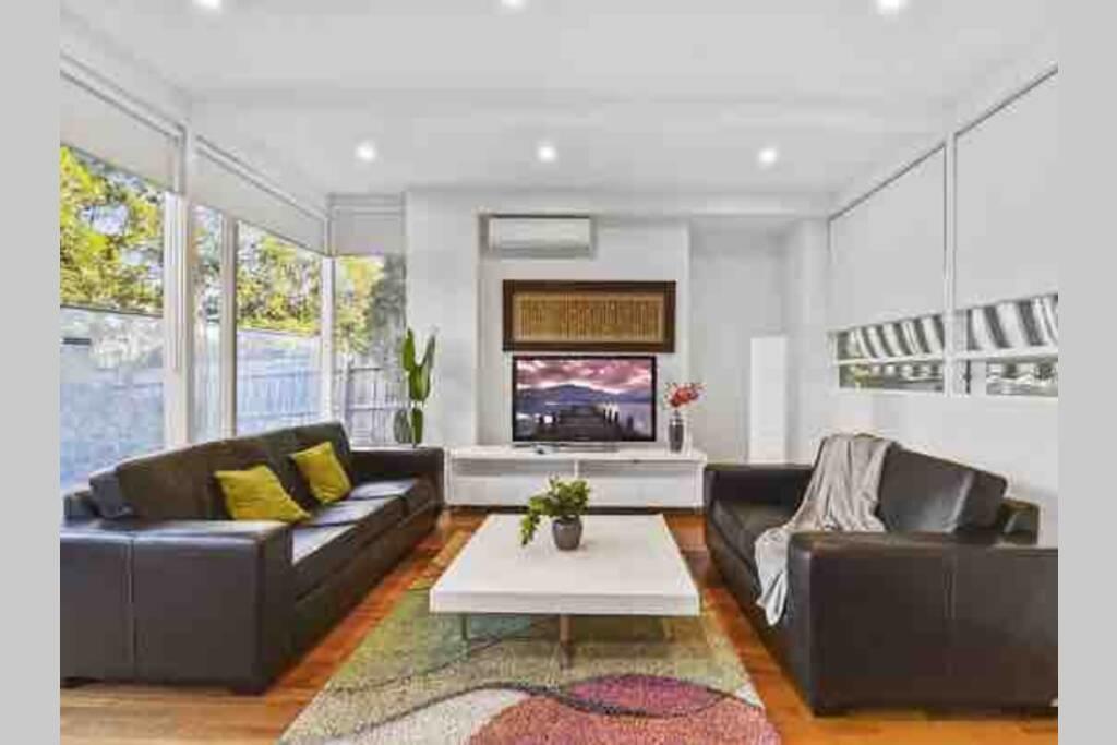 Boronia VIC Accommodation Directory