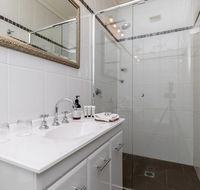94Best Apartments - Accommodation Directory