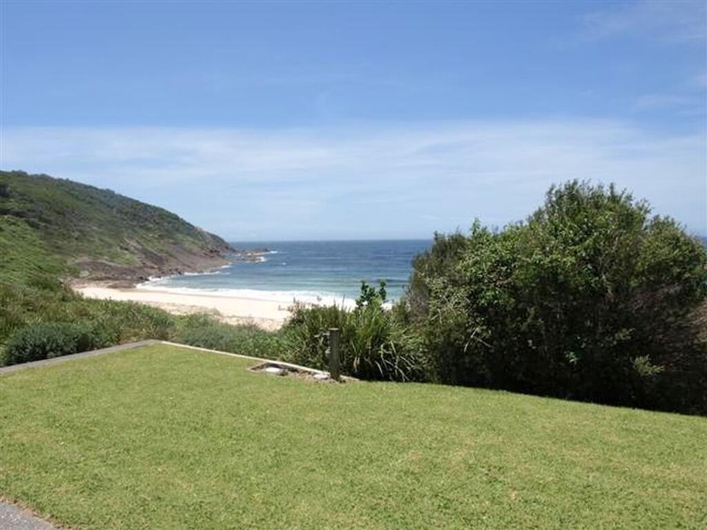 Blueys Beach NSW Accommodation Directory