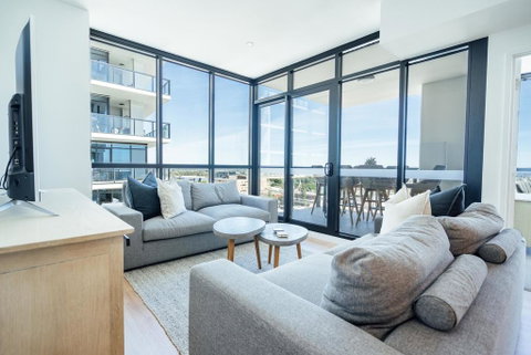 A Cut Above The West - Pool - Rooftop Bar - Gym - Wifi - Accommodation Directory 1
