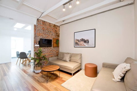 A Quaint Darlinghurst Cottage - Accommodation Directory 0