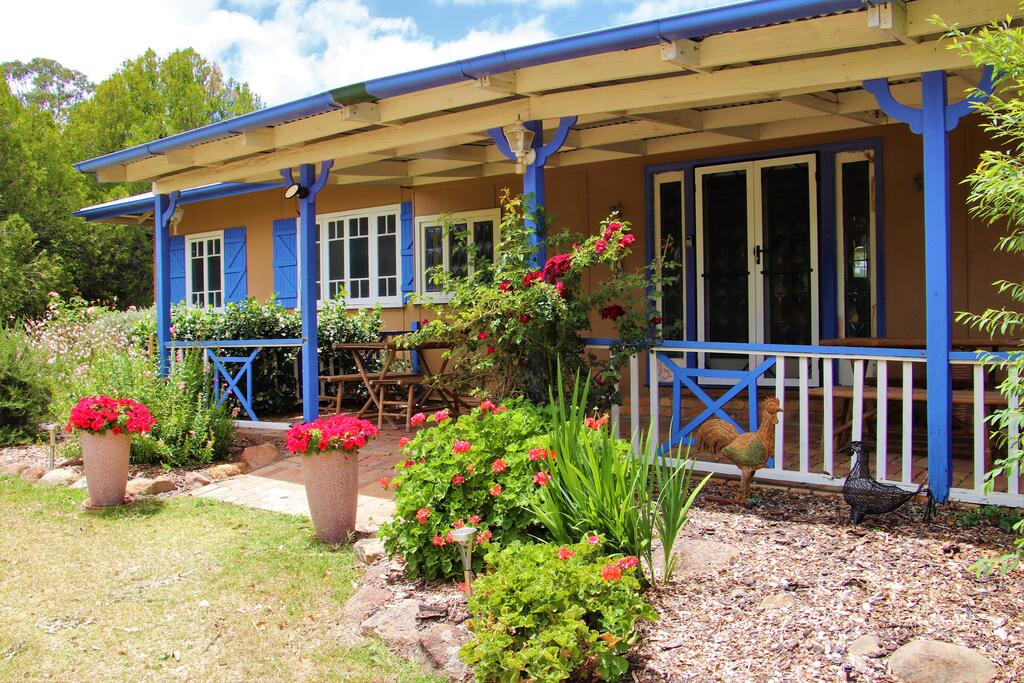 Ballandean QLD Accommodation Directory