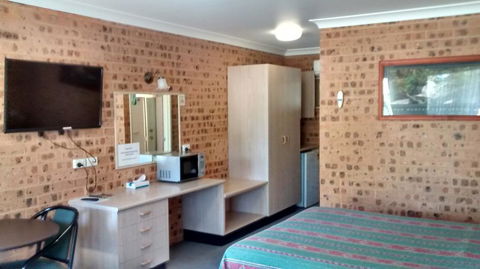 Aberdeen Motel - Accommodation Directory 1