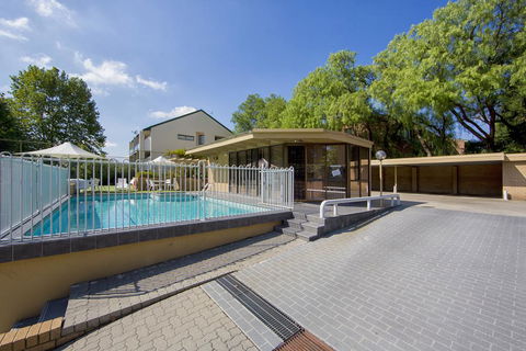 Accommodate Canberra - Kingston Court - Accommodation Directory 2