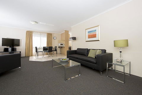 Accommodate Canberra - Kingston Court - Accommodation Directory 0