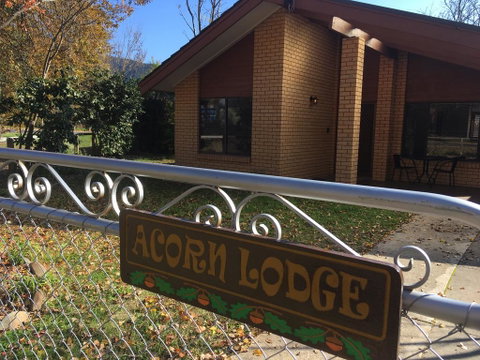 Acorn Lodge - Accommodation Directory 2