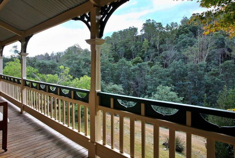 Explore Derby From Gorgeous Home With Outdoor Bath - Accommodation Directory 4