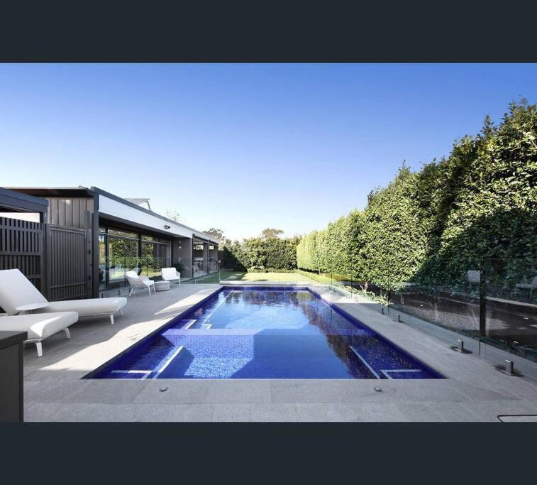 Accommodation Directory