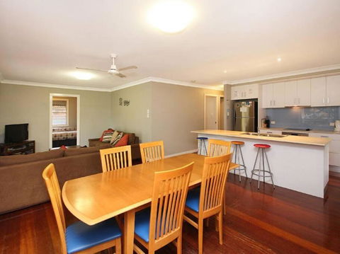 FINLIA AT FLINDERS - Accommodation Directory 4