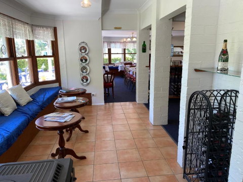 Girraween Country Inn - Accommodation Directory 3