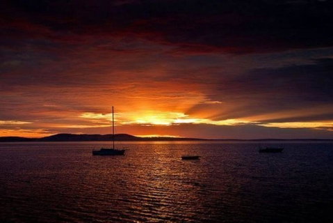 H&H Studio Overlooking Boston Bay, Port Lincoln - Accommodation Directory 0