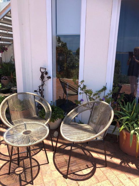 H&H Studio Overlooking Boston Bay, Port Lincoln - Accommodation Directory 2
