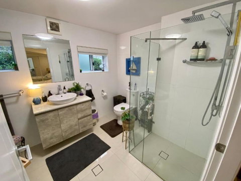 H2O Holiday Apartment Unit 14 - Accommodation Directory 1