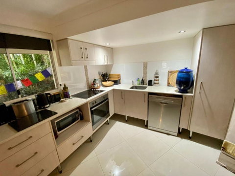 H2O Holiday Apartment Unit 14 - Accommodation Directory 4