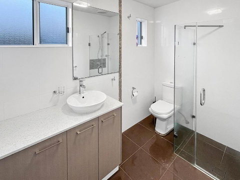 H2O Holiday Apartments - Unit 10 - Accommodation Directory 1