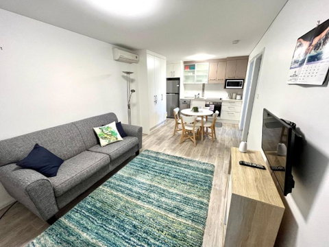 H2O Holiday Apartments - Unit 4 - Accommodation Directory 1