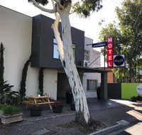 Hello Adelaide Motel and Apartments - Accommodation Directory