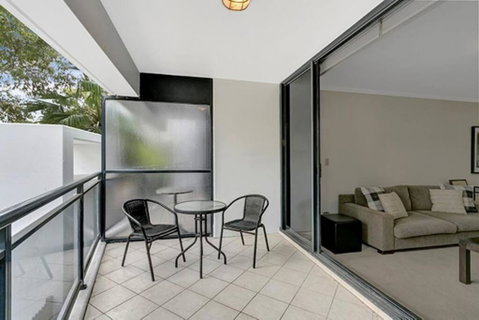 HERB1-Tastefully Furnished & Designed St Leonards - Accommodation Directory 2