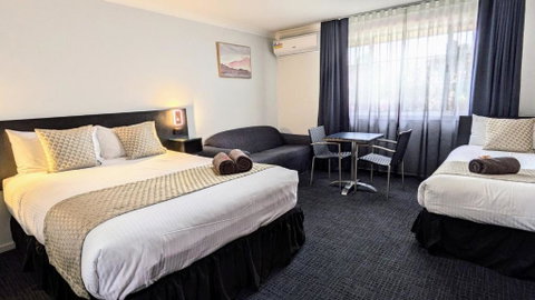 Highlands Motor Inn - Accommodation Directory 1