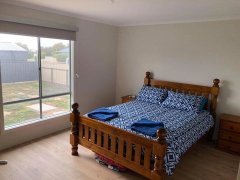 Holiday Escape Milang - Accommodation Directory 3