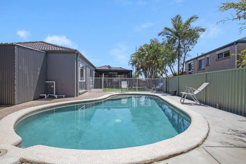 Home Away From Home - Accommodation Directory 0