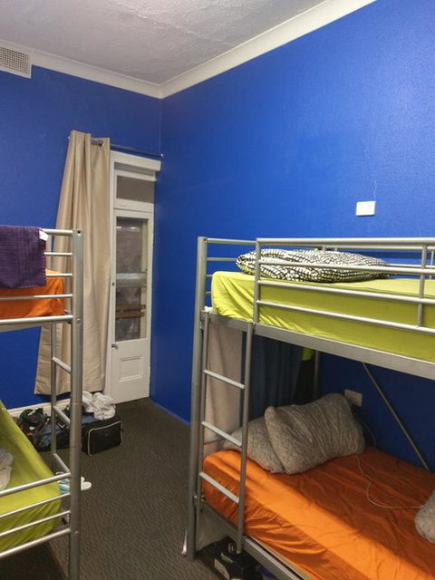 Adelaide Travellers Inn Backpackers Hostel - Accommodation Directory 3
