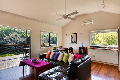 Afterglow Cottages - Accommodation Directory 1